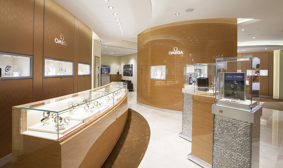 omega constellation 123 55 24 60 05 002 ladies mother of pearl white dial yellow gold set with diamonds strap 24 mm 16